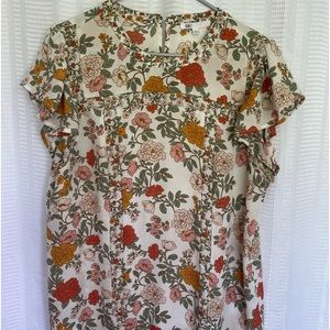 DR2 floral blouse